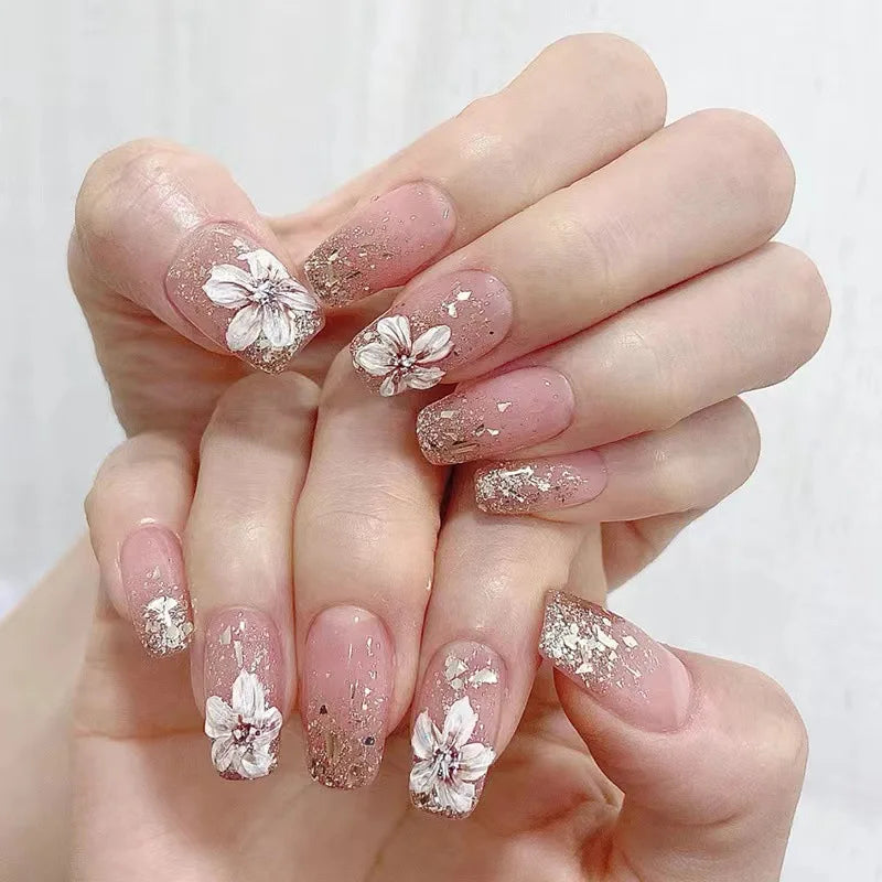 Press-On Nail Art Set